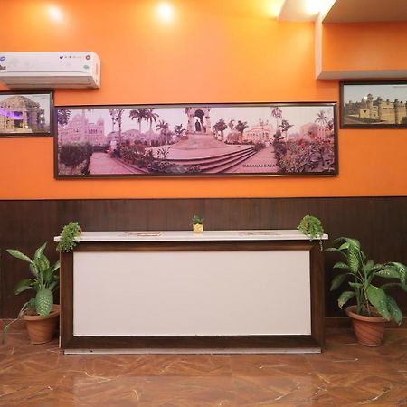 Hotel Vivek Continental Gwalior Esterno foto